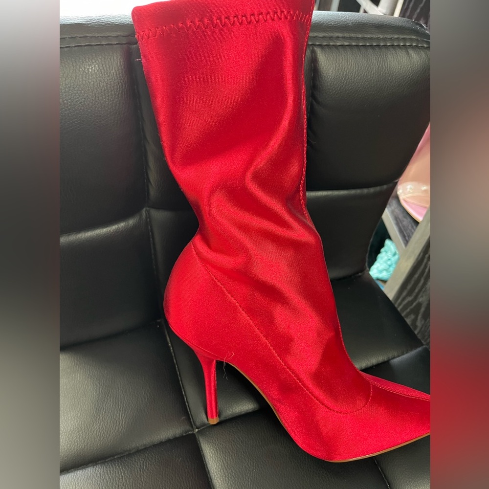 NEW Red skinny Lycra calf high booties w/pointy toe - Picture 4 of 4